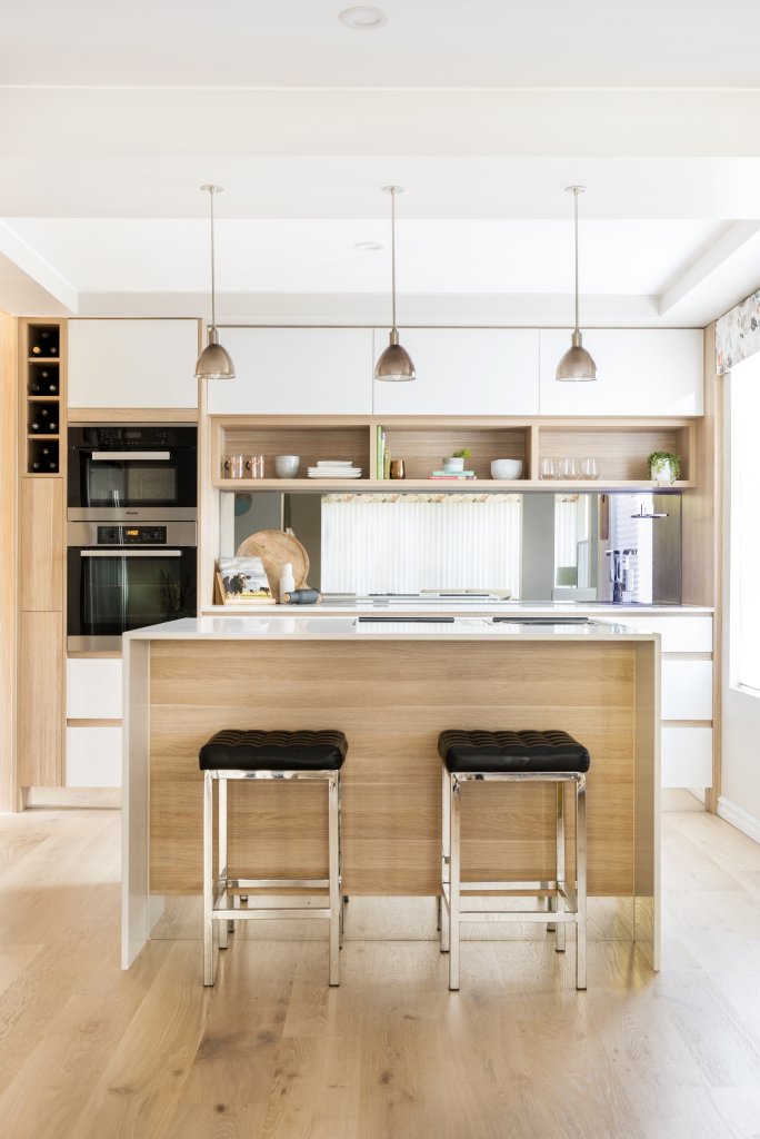 timber kitchen with mirror splashback