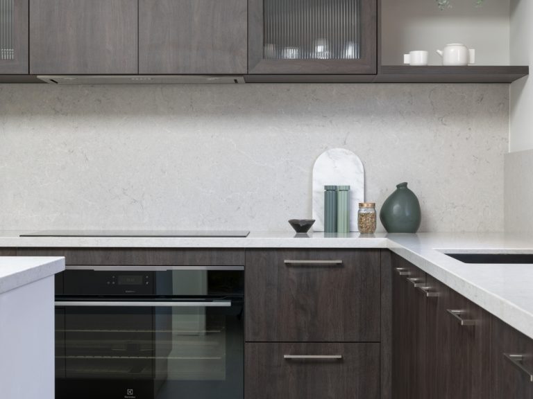 DGW Black Kitchen Inspo